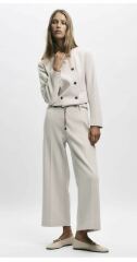 Androgynous wedding guest outfit for teen