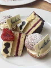 50 Books Challenge 2025 Part Six