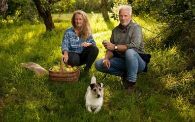 Thread 14: To feel disappointed after reading this in The Observer about the author and her husband from The Salt Path book and film?