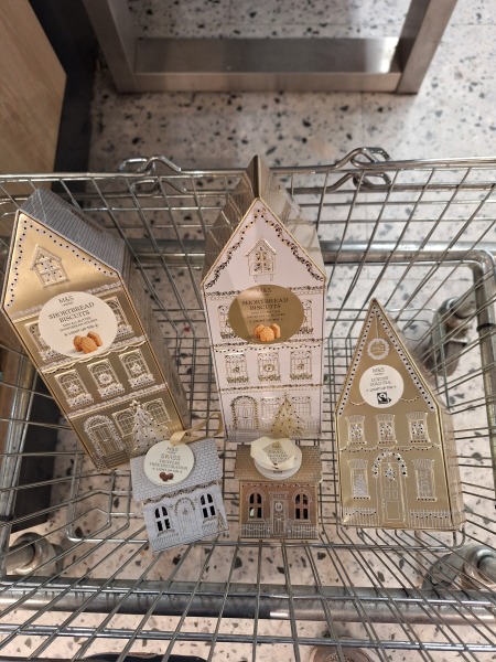 Poncetastic Christmas 2025