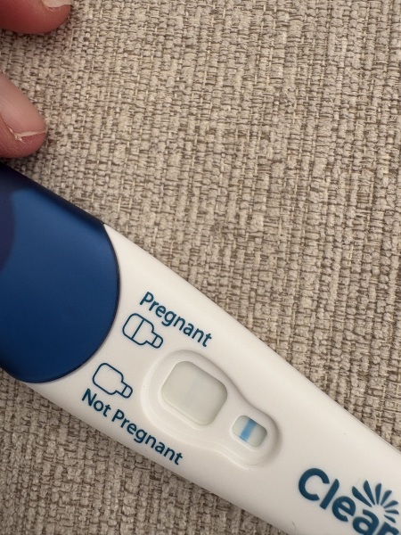 Line eyes comes this way