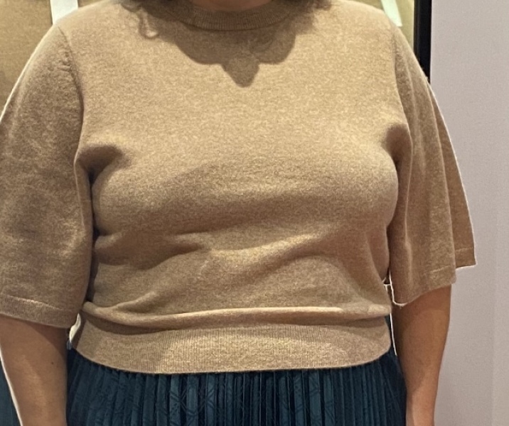 Looking for this shape but v neck