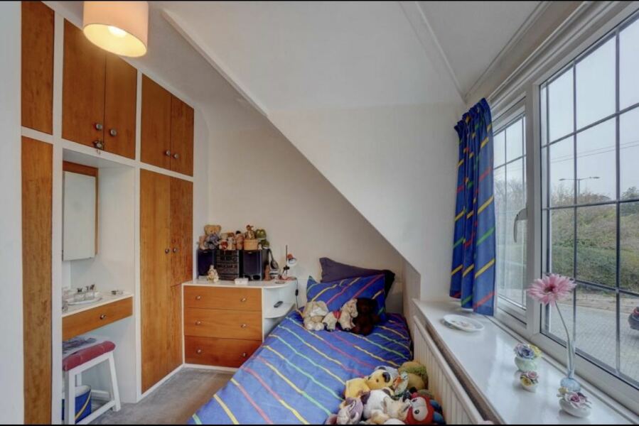 What would you do with this tiny room to make it liveable for a while