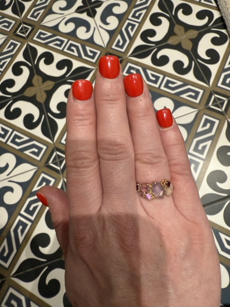 Do you like my nails?