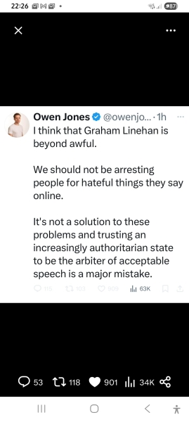 Graham Linehan arrested on arrival at Heathrow