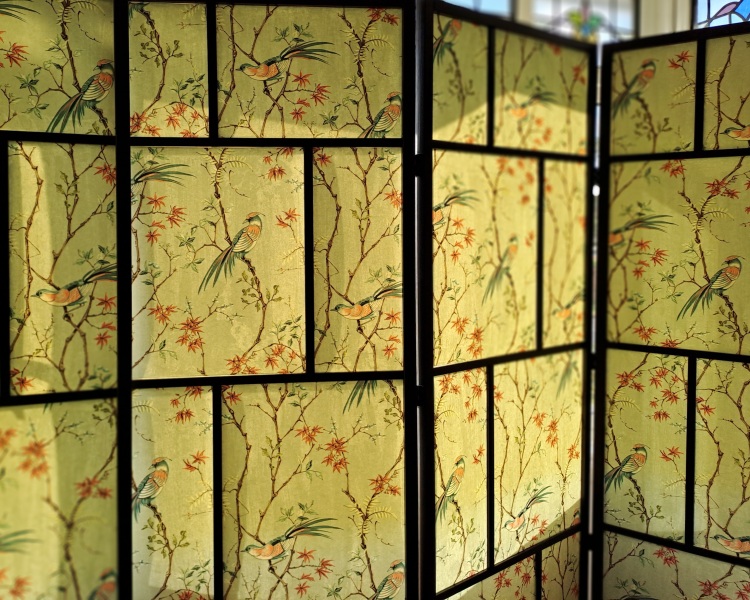 Thread 18 - TalkLair: "That's no moon. It's a space station!"