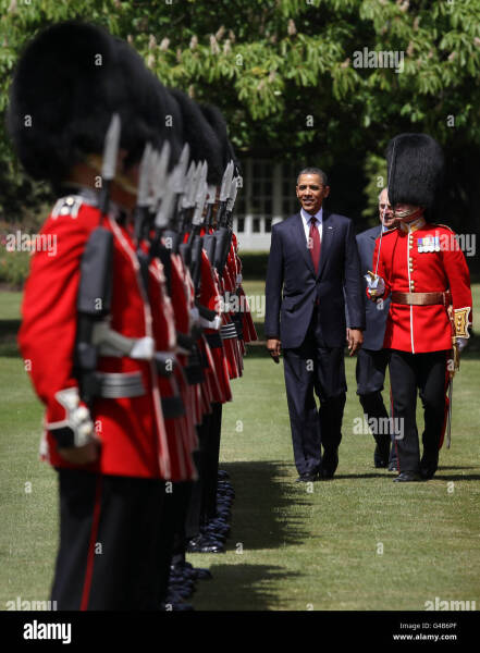 The King trailing behind Trump - a bit odd, no?