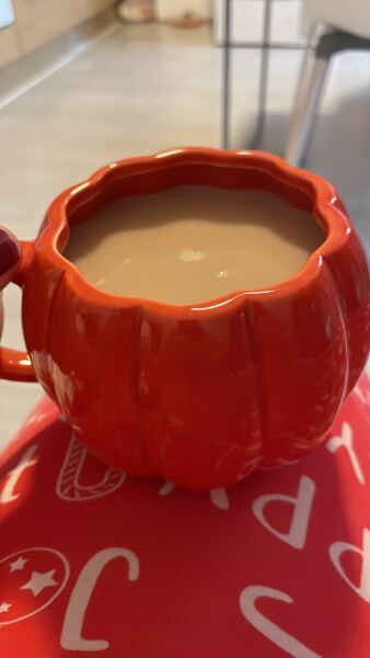 To ask a picture of your favourite mug for tea?