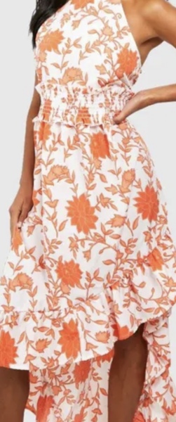 Can I wear a white dress with a pattern to a wedding?