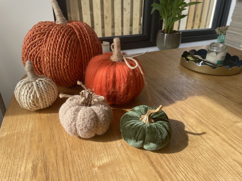 If you do enjoy seasonal decor in moderation…