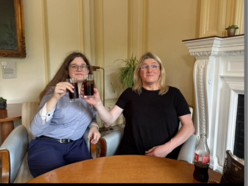 Graham Linehan arrested on arrival at Heathrow Part 2