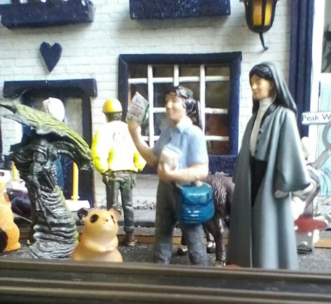 The Autumn Bluestocking - mist, mellow fruitfulness and hot chocolate!