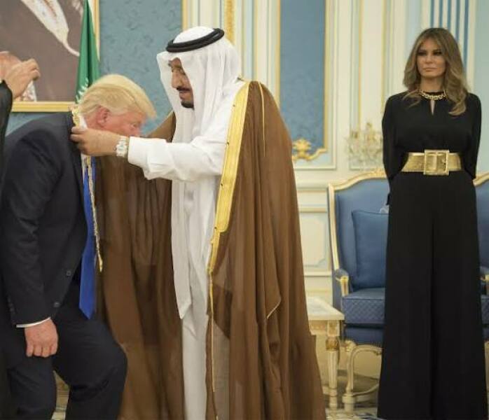 The King trailing behind Trump - a bit odd, no?