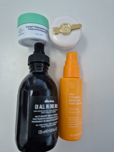 Tempted by beauty treats? Addicted to buying beauty products? Is your collection bursting with favourites? Join fellow beauty lovers in this supportive group!