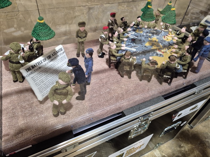 The Autumn Bluestocking - mist, mellow fruitfulness and hot chocolate!