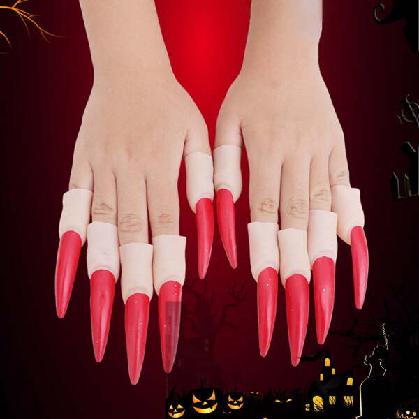 Do you like my nails?