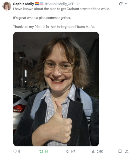 Graham Linehan arrested on arrival at Heathrow Part 2