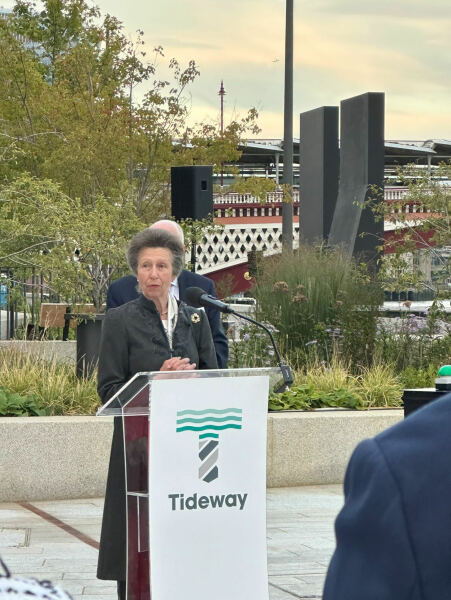 Royal Style: We are in need of pink diamonds!