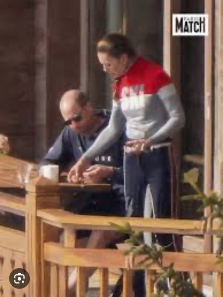 Is Kate Middleton wearing a blonde WIG?