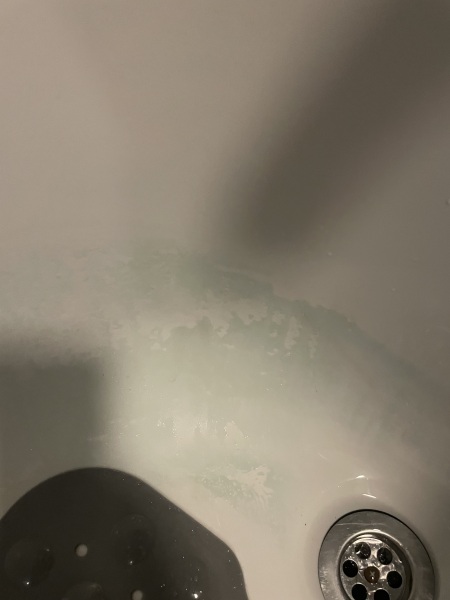 Calling PigletJohn! Blue staining under bath tap