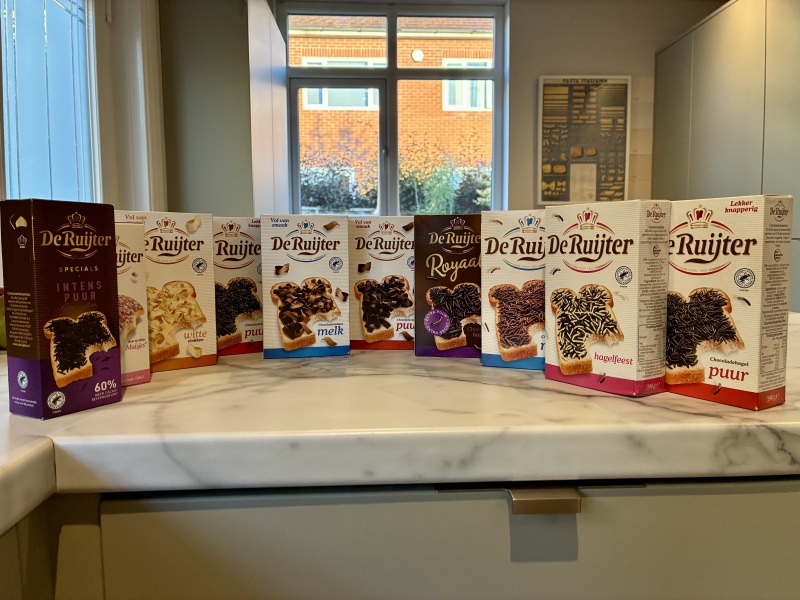 Thread 18 - TalkLair: "That's no moon. It's a space station!"