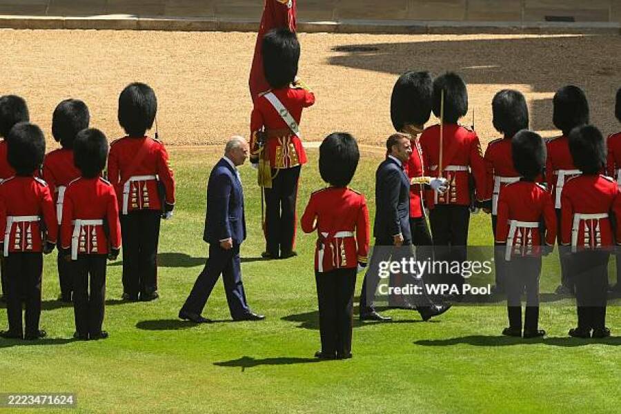 The King trailing behind Trump - a bit odd, no?