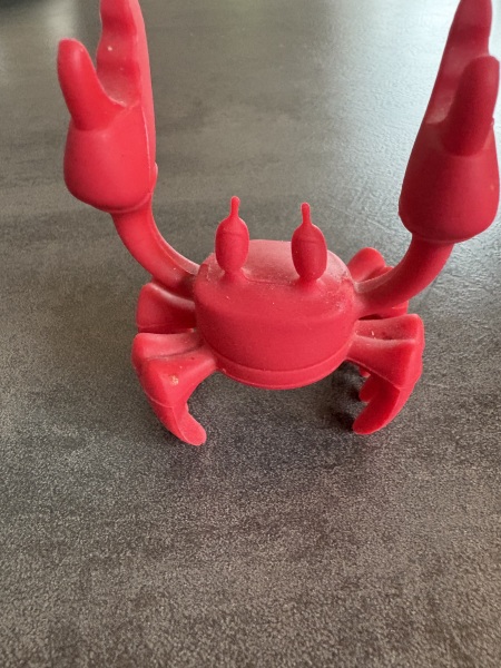 Thread 3 - The one with the unhinged crab 🦀