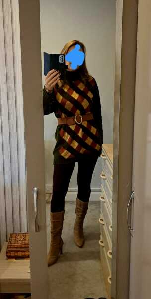 What are you wearing and how much did it cost thread three!