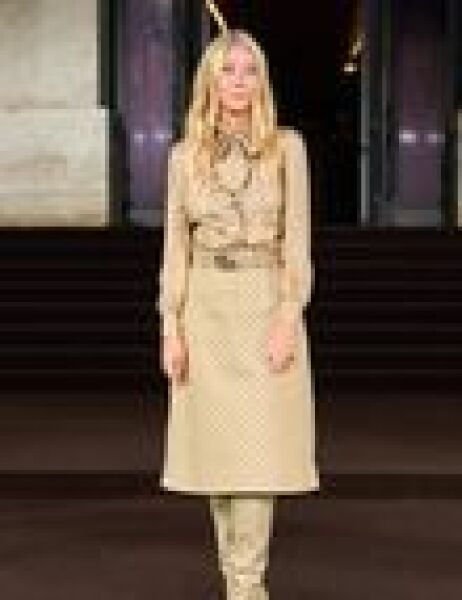 I need chic! Dress saw on woman in Chelsea yesterday play help me find.