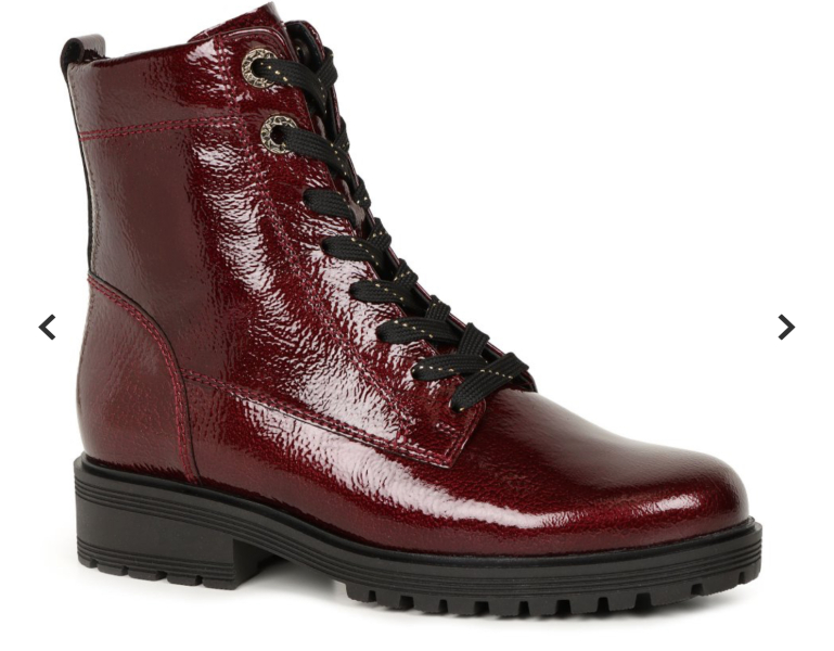 The Autumn Bluestocking - mist, mellow fruitfulness and hot chocolate!