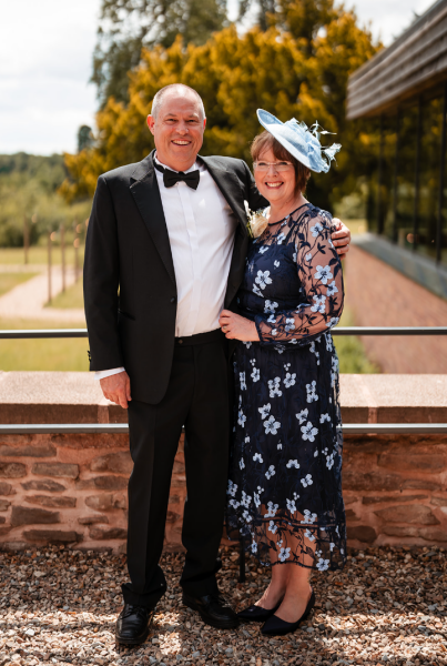Desperate to find mother of the groom clothes