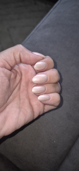 I want to see your nails!