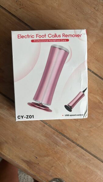 Foot shaver for cracked heels?