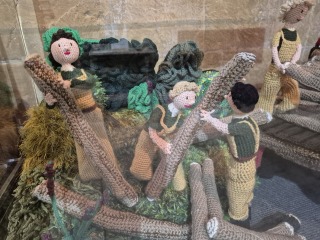 The Autumn Bluestocking - mist, mellow fruitfulness and hot chocolate!