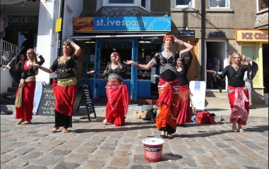 Thread 17: To feel disappointed after reading this in The Observer about the author and her husband from The Salt Path book and film?