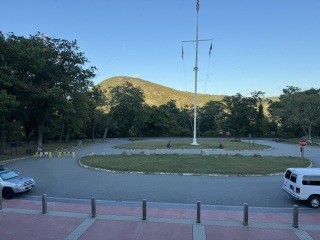 Come and tell us your dull and unexciting news 34: Calmly through the day