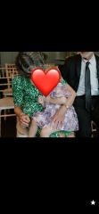 Wedding Photographer brought daughter along