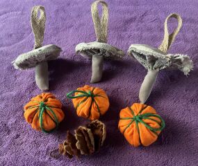 Stitch and bitch thread #11. Where the puns are only sew-sew