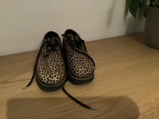 The Autumn Bluestocking - mist, mellow fruitfulness and hot chocolate!