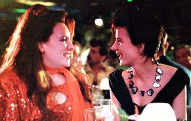Muriel’s Wedding- Toni Collette not fat