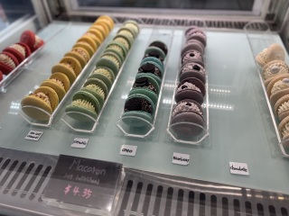 Come and tell us your dull and unexciting news 34: Calmly through the day