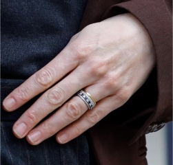 Royal Style: Stilettos or kittens? More royal style and beauty chat.