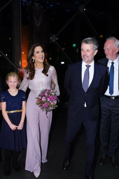 Royal Style: Stilettos or kittens? More royal style and beauty chat.