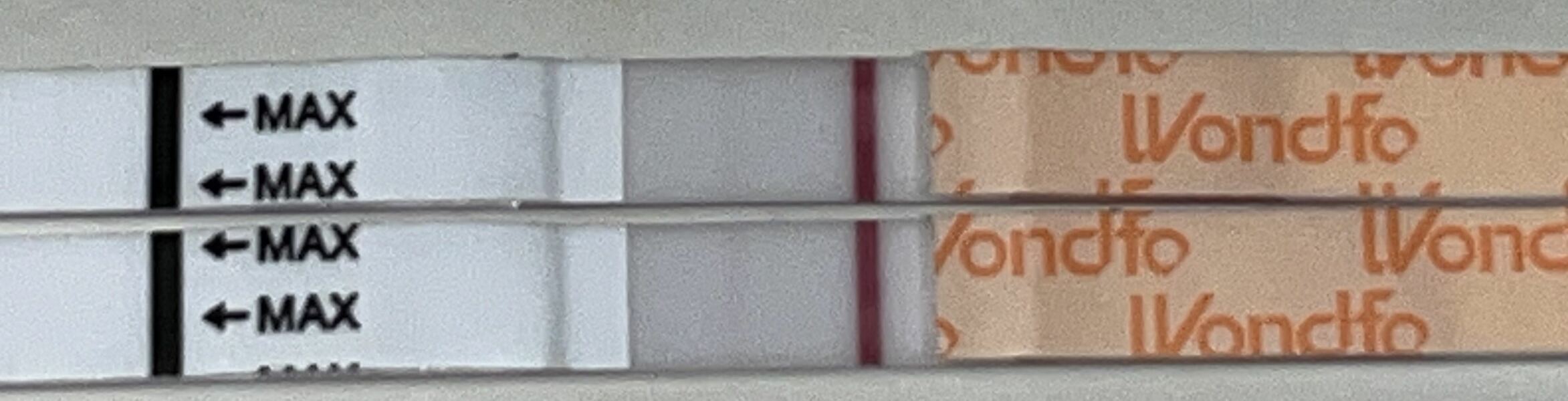 Someone help please Is this a faint pregnancy test or negative like I can’t tell