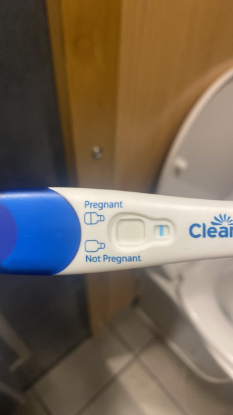 Faint positive or evap line? ( clear blue) 