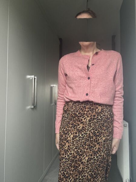 What are you wearing and how much did it cost thread three!
