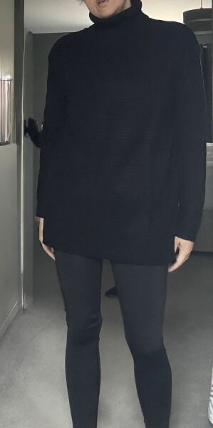 What are you wearing and how much did it cost thread three!