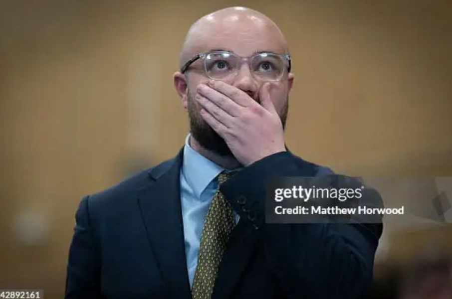 Thread 35 Starmer: Old and smelling of roses