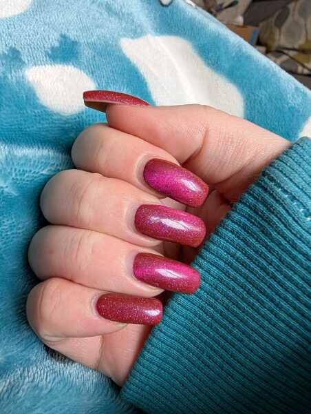 I want to see your nails!