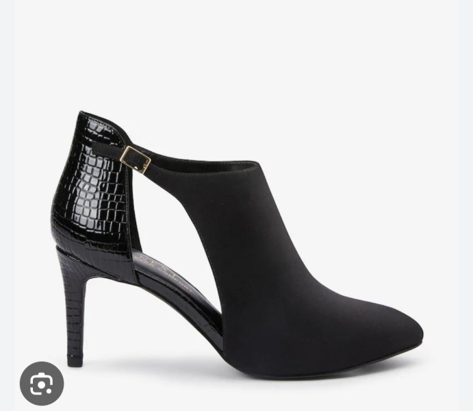 Thoughts on this dress?